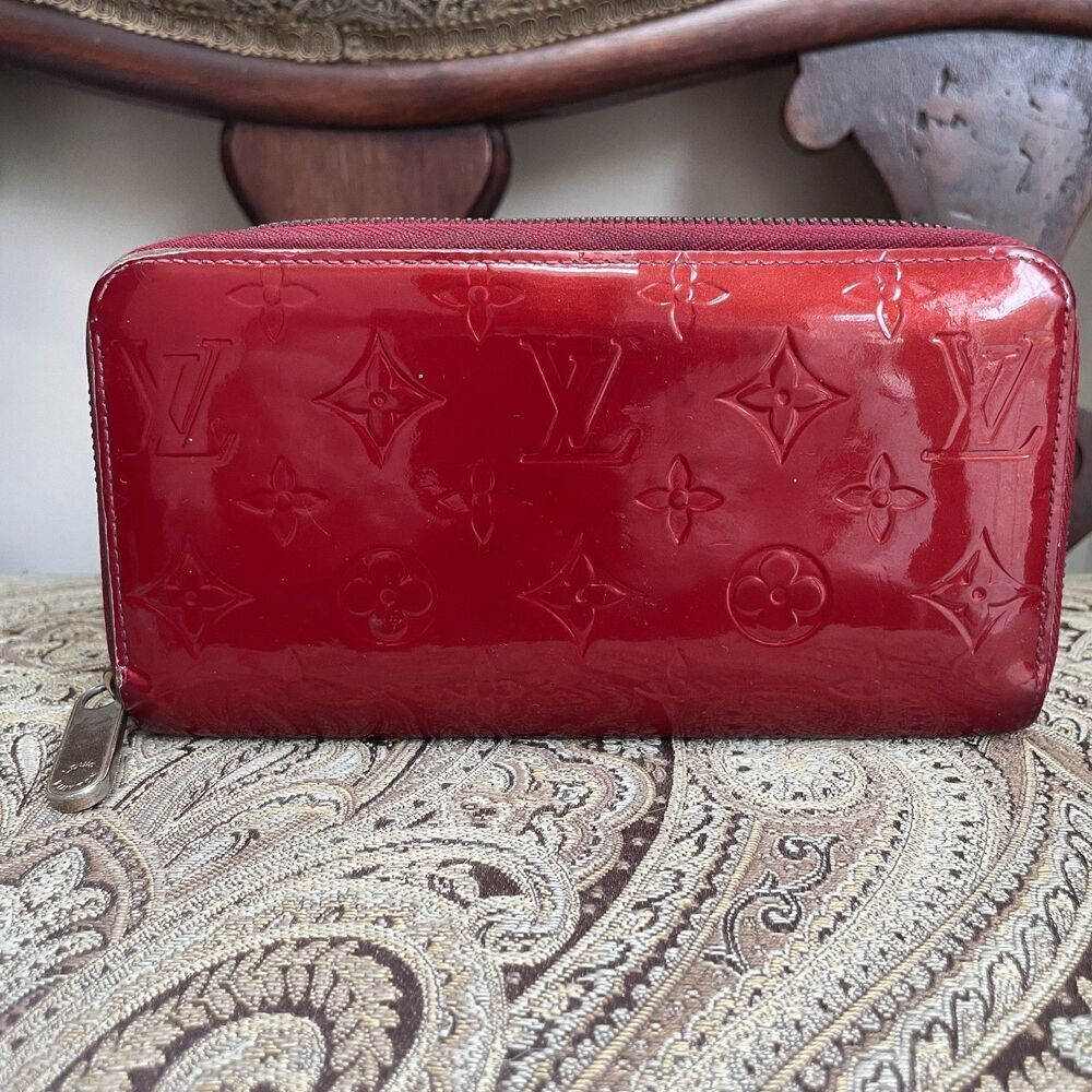 Louis Vuitton Cherry Red Vernis Zip Around Long Wallet Bright Zippy Authentic